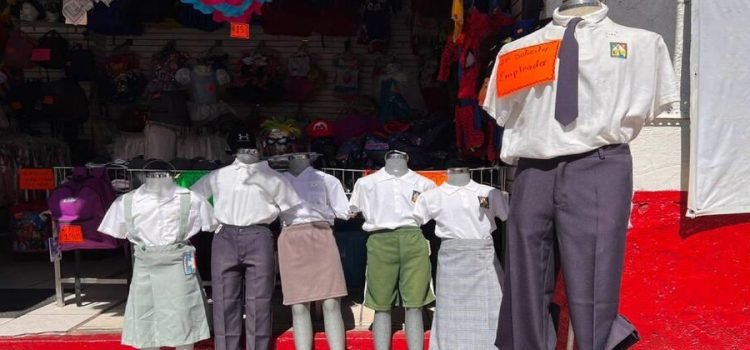 No habrá uniformes “Morena”, asegura Alfonso Durazo No habrá uniformes “Morena”, asegura Alfonso Durazo