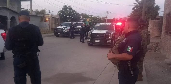 Comando armado «levanta» a tres hombres en Cajeme