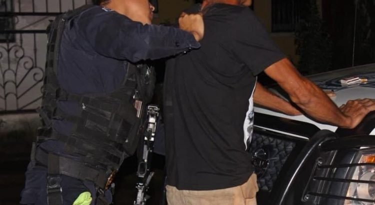 Detienen a hombre que intentó abusar de una mujer en Cajeme