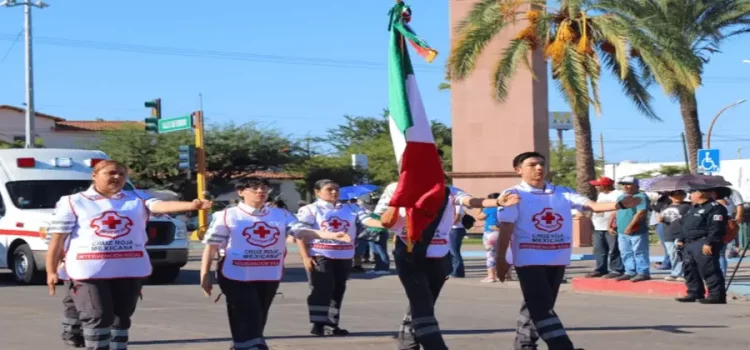 Realizan desfile por la independencia en Cajeme