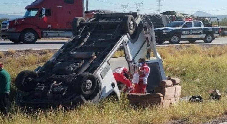Dos personas quedan prensadas en accidente sobre la Guaymas-Cajeme