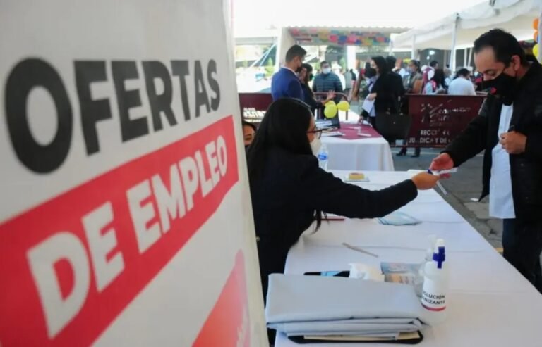 Aumenta el desempleo y la informalidad laboral: INEGI