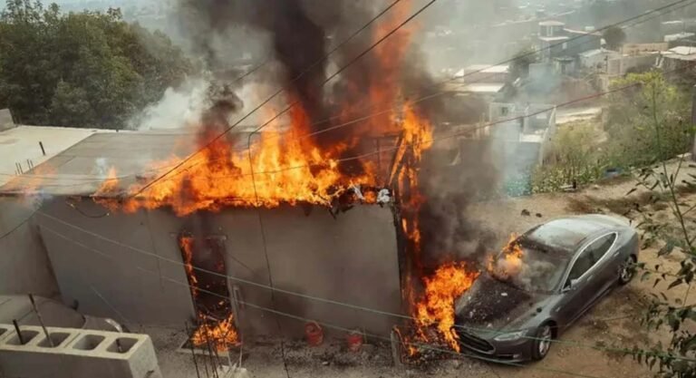 Trató de cargar su Tesla conectándolo a un «diablito»