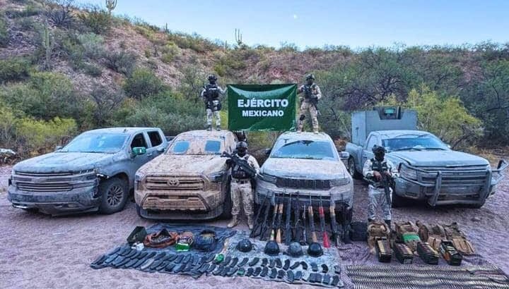 Aseguran armas, bombas y vehículos blindados en Sáric