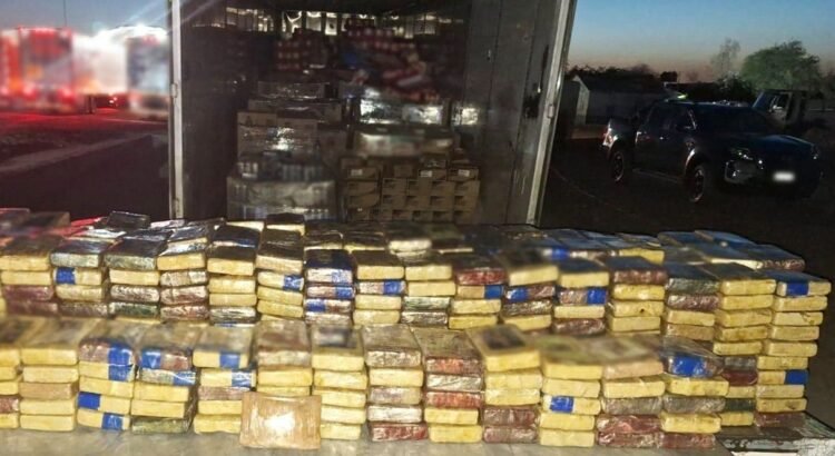 Aseguran en Sonora 701 kilos de cocaína ocultos en café