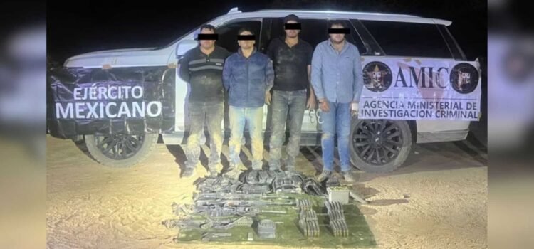 Caen cuatro presuntos miembros de una célula criminal en Sonora con armas y un auto robado en EEUU