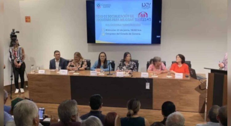 Realizan primer foro de propuestas para mejorar el Isssteson en Congreso de Sonora