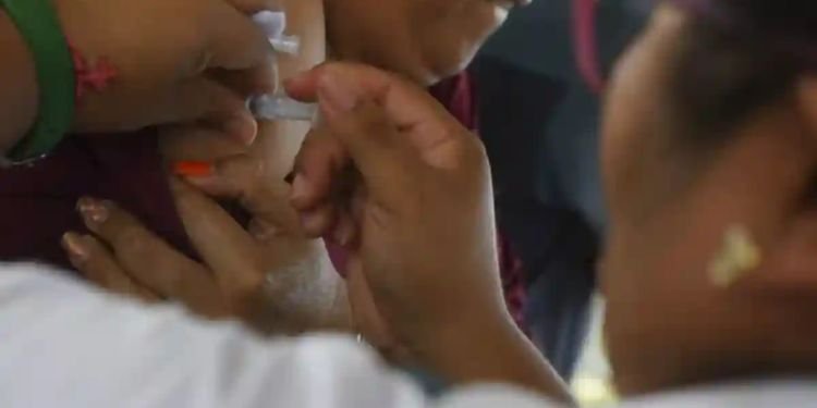 Intensifica la Secretaría de Salud vacunación contra el sarampión