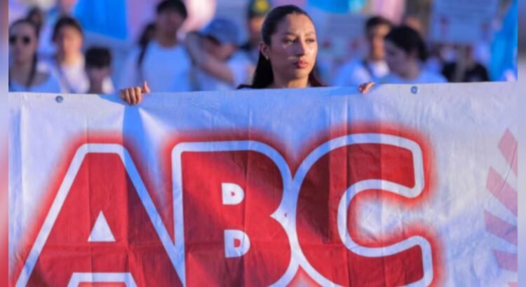 Fijan para octubre audiencia de socia de la Guardería ABC detenida en Arizona