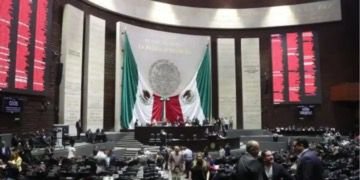 Inician diputados periodo ordinario con mesa directiva provisional